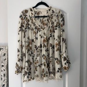 Free People long sleeve ivory flowy top - size xs
